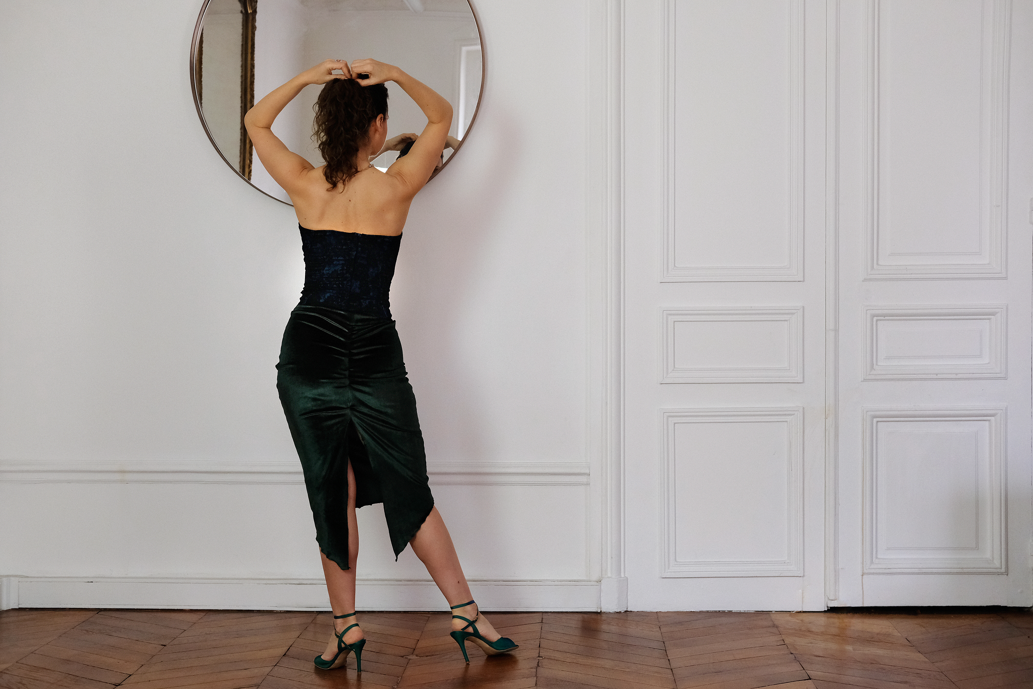 veronica toumanova argentine tango performer, dancer, teacher, writer living in Paris